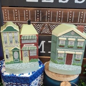 Charming Village Wooden Bookend Set